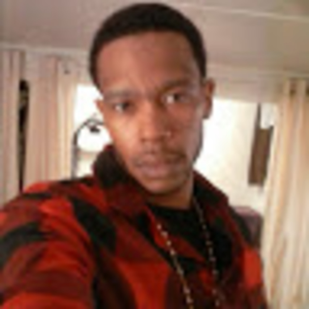 Meet your Posher, Emmanuel